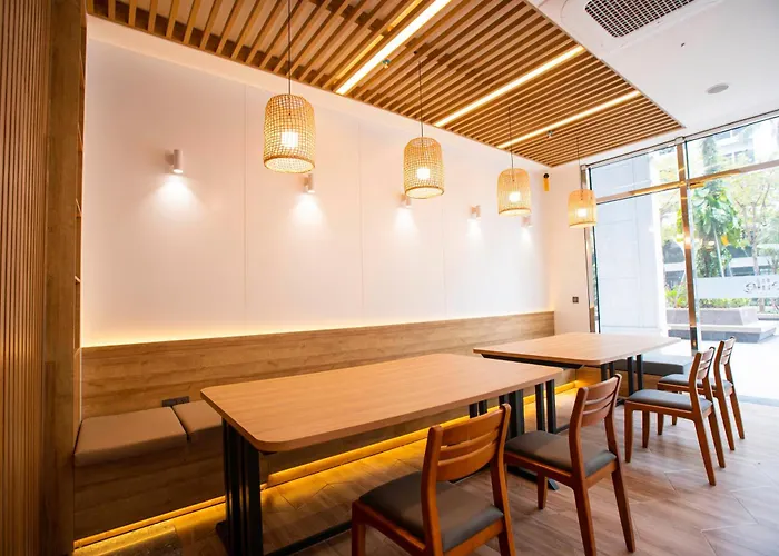Marina Beachfront 酒店 下龍