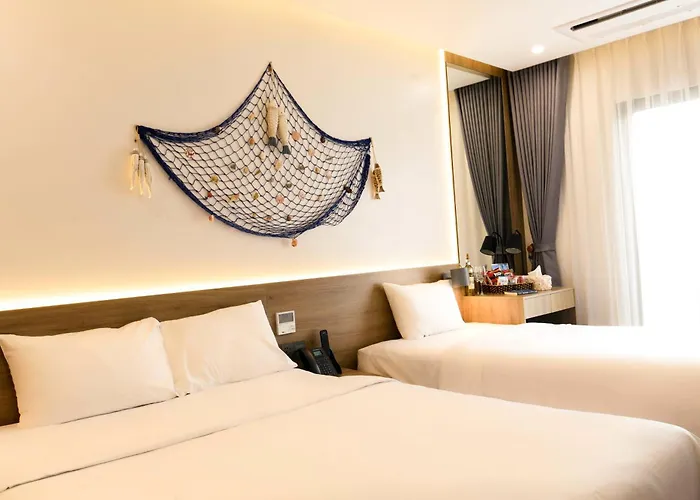 Marina Beachfront 酒店 下龍