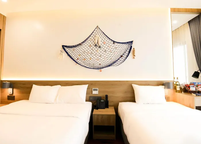 酒店 Marina Beachfront 3*