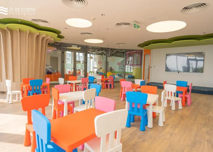 Marina Beachfront 酒店 下龍